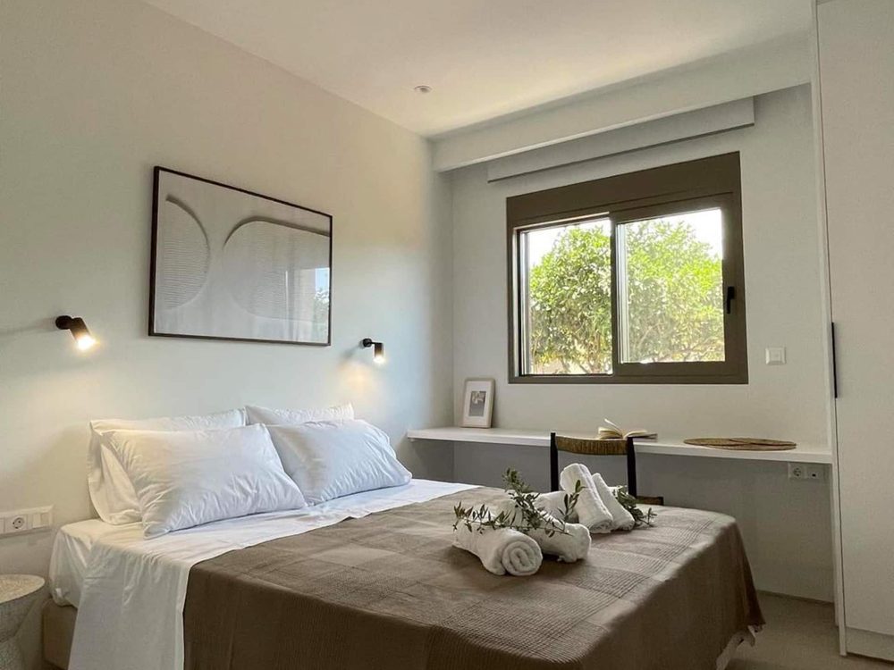 Second bedroom